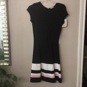 Love…ady  full skirt cap sleeved dress. Size S  really cute dress
